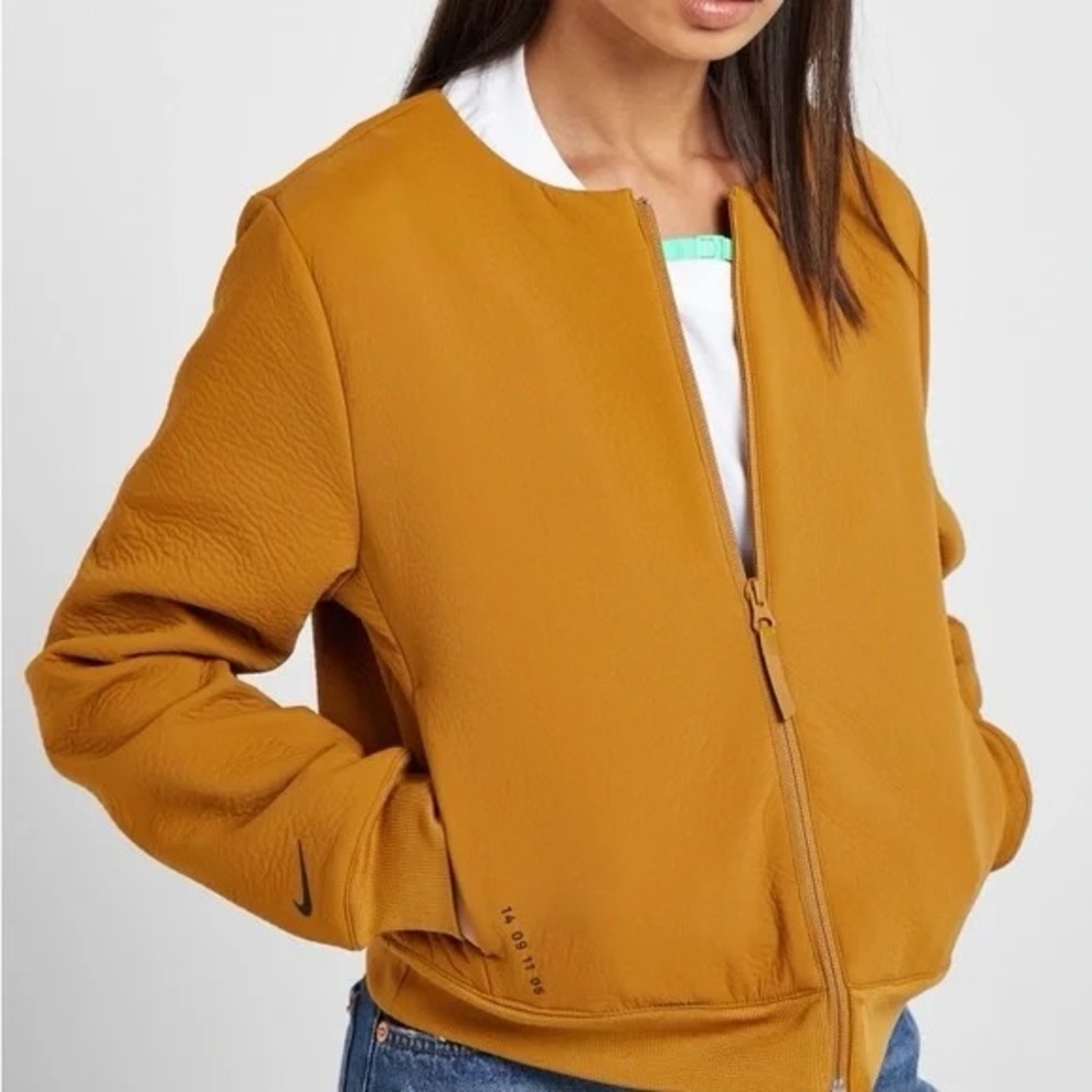 NWOT Nike Women’s Campera Mujer Tech Mustard Yellow Full Zip‎ Jacket SZ SM
